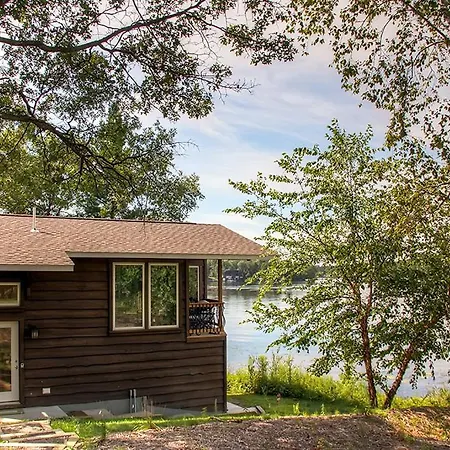 Lakefront Brainerd Cabin - Great Rice Lake Fishing